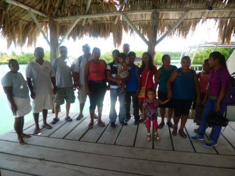 A visit to the island: our staff welcomes several students & their families for a day at St. George's Caye.